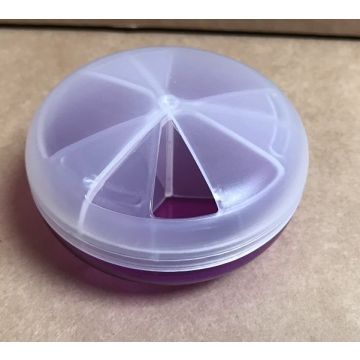 Pillendoos kunststof rond draaibaar deksel 3 vaks - paars