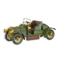A TIN MODEL OF AN OLDTIMER