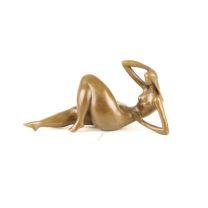 A BRONZE SCULPTURE OF A FEMALE NUDE