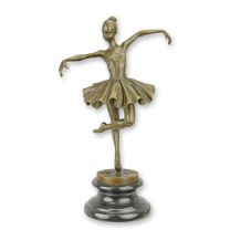 A BRONZE SCULPTURE OF A BALLERINA