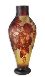 A CAMEO GLASS VASE 'GRAPES'
