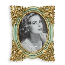 A RESIN PHOTO FRAME