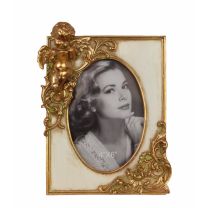 A RESIN PHOTO FRAME