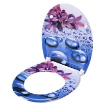 Toiletzitting regendruppels met soft close mechanisme