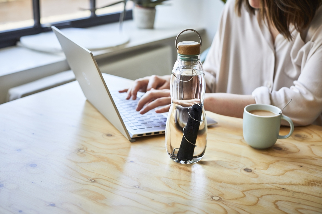 Black\u002BBlum\u0020Eau\u0020Good\u0020Glass\u0020\u002D\u00200.65Ltr\u0020\u002D\u0020Olijf