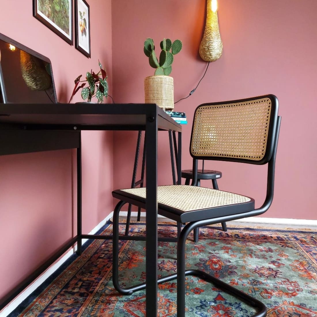 Workliving\u0020Bas\u0020eetkamerstoel\u0020\u002D\u0020rotan\u0020design\u0020zwart