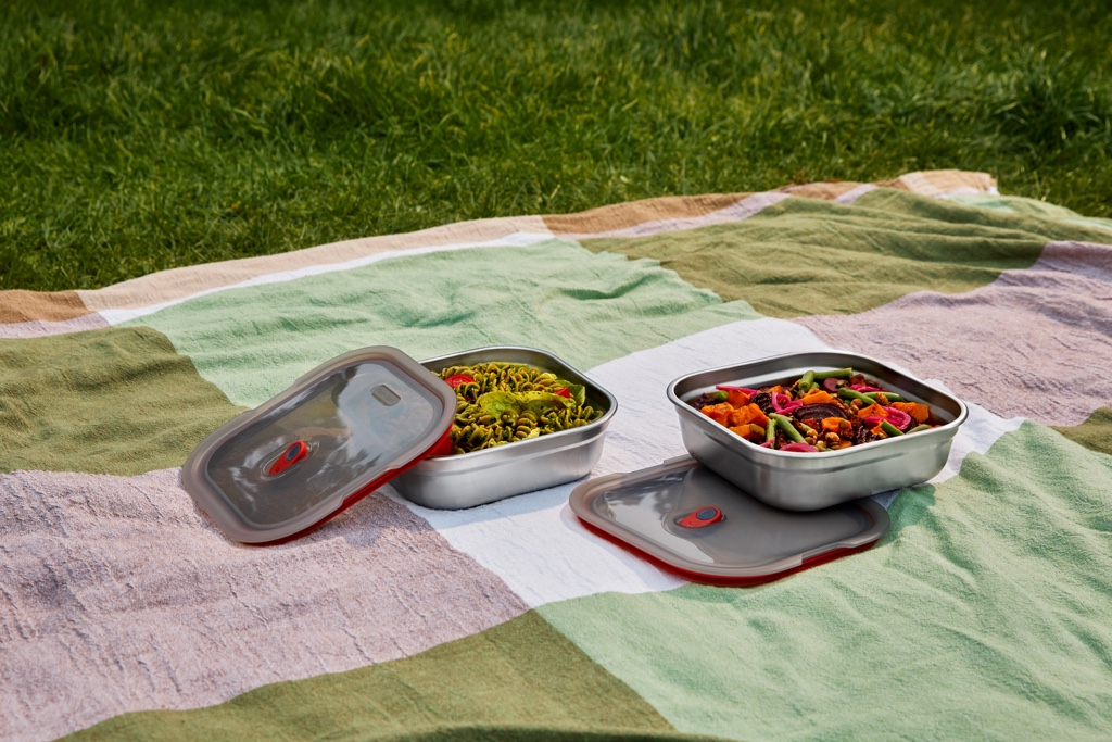 Zwart\u002BBlum\u0020Stalen\u0020Voedselbox\u0020Vierkant\u0020\u002D\u0020195x189x58mm\u0020\u002D\u0020Grijs\u002FRood