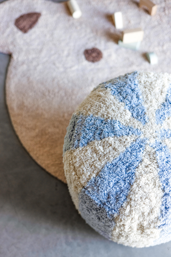 Circus\u0020poef\u0020blauw\u0020\u00D845cm\u0020H39cm