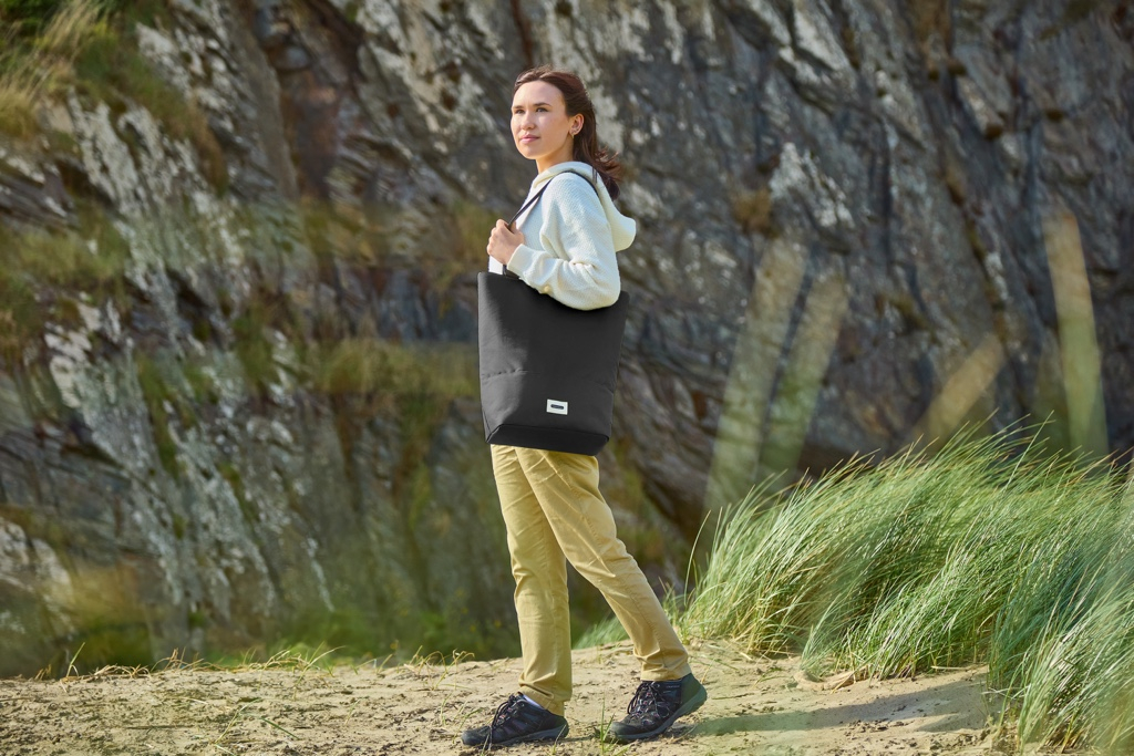 Zwarte\u0020Black\u002BBlum\u0020ge\u00EFsoleerde\u0020draagtas\u0020\u002D\u0020Koeltas\u0020\u002D\u002016\u0020liter