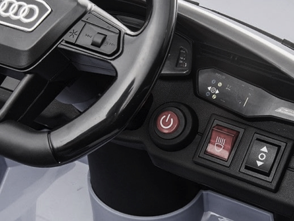 Audi\u0020RS6,\u002012\u002Dvolt\u0020elektrische\u0020kinderauto\u0020met\u0020rubberen\u0020banden,\u0020leren\u0020zitje\u0020en\u0020meer\u0021