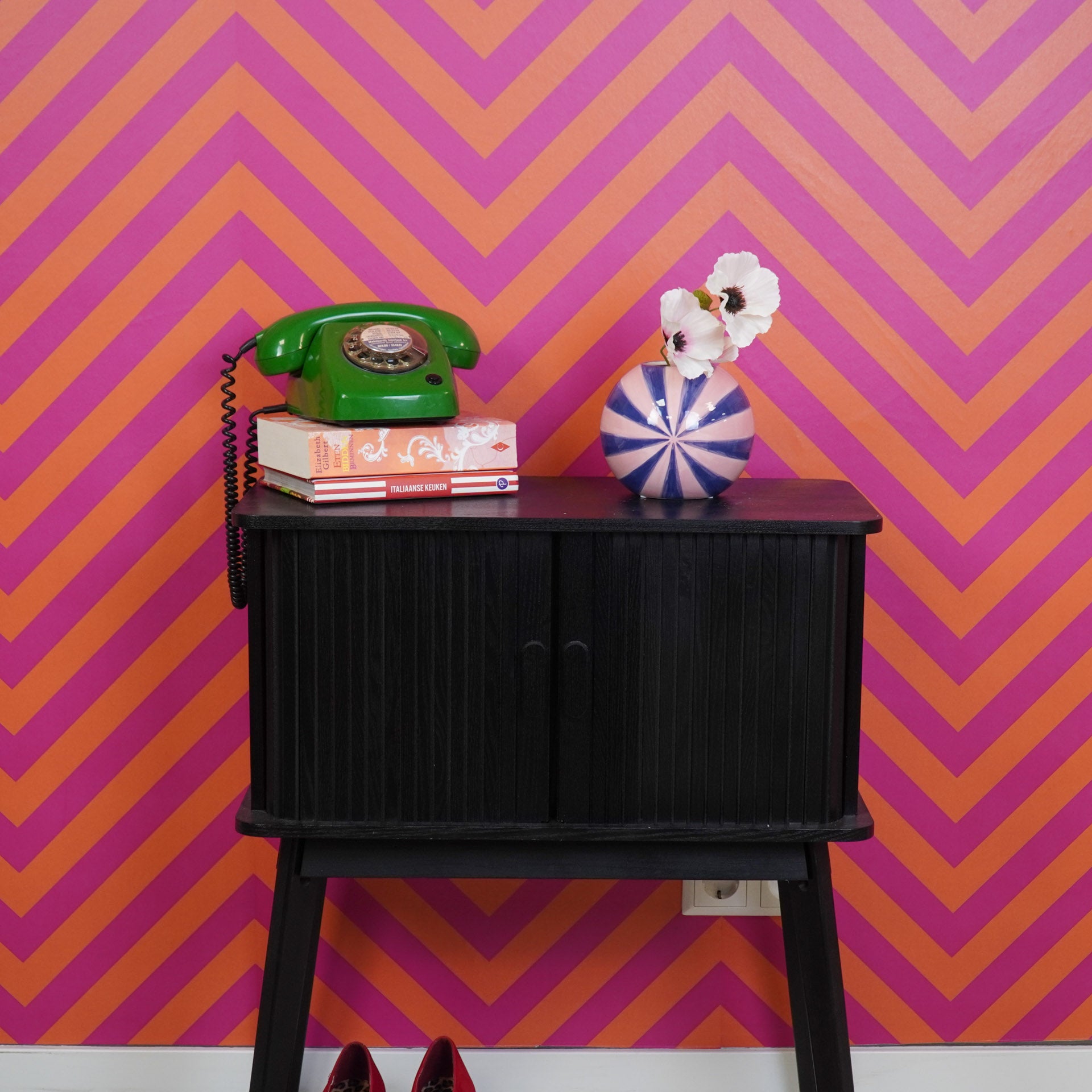 Vaas\u0020\u002D\u0020Bloemvaas\u0020Swirl\u0020\u002D\u0020Roze\u002FBlauw\u0020\u002D\u002015x15x15cm