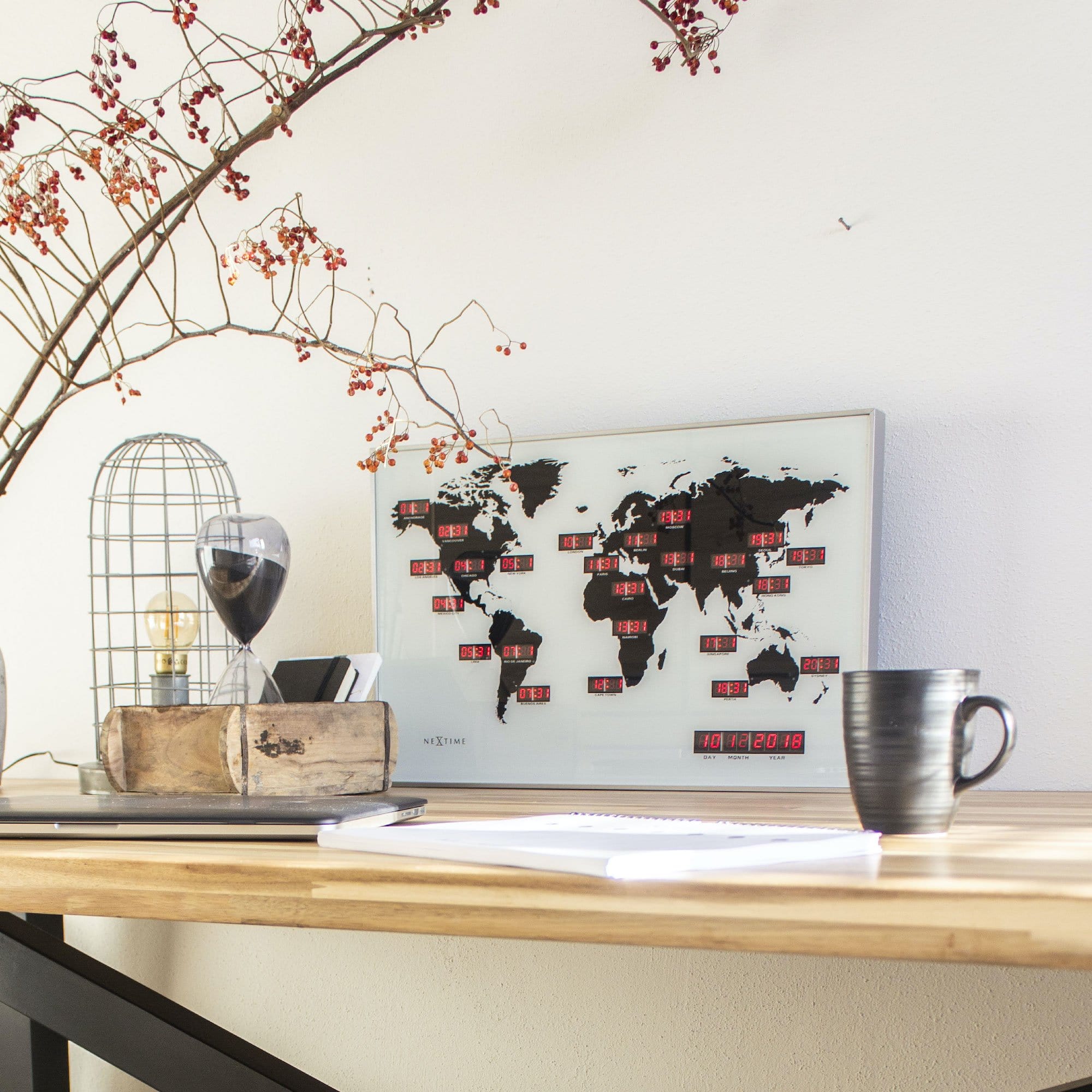 Wandklok\u0020\u002D\u002055\u0020x\u002036\u0020x\u00204\u0020cm\u0020\u002D\u0020Glas\u0020\u002D\u0020Aluminium\u0020\u002D\u0020Wereldklok\u0020\u002D\u0020\u0027World\u0020Time\u0020Digit\u0027