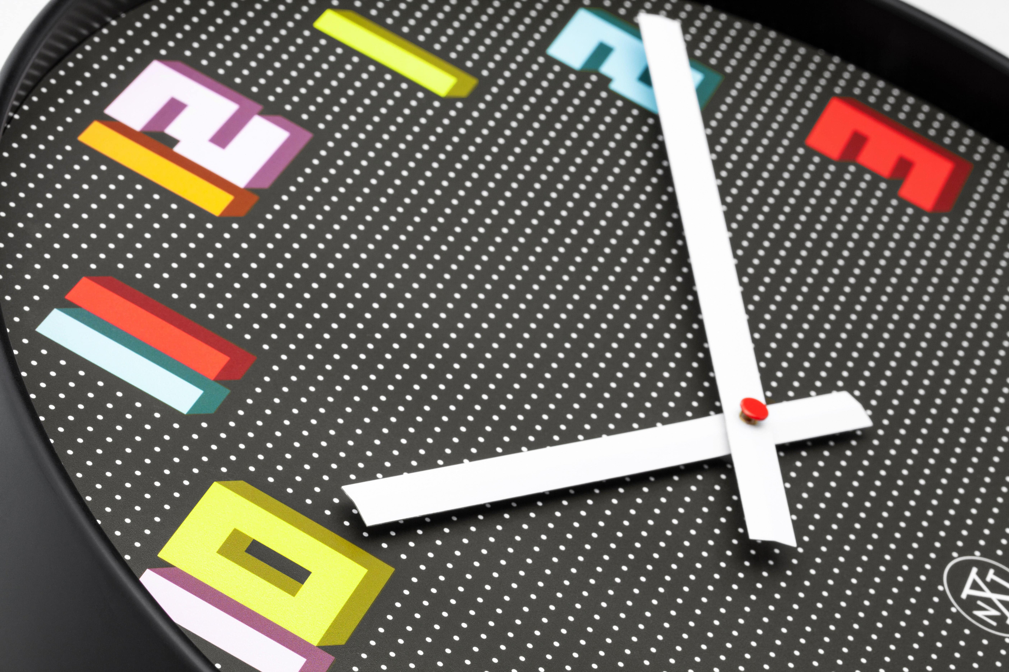 Wandklok\u002035\u0020cm\u0020\u002D\u0020Stil\u0020\u002D\u0020Zwart\u002FMultikleur\u0020\u002D\u0020ABS\u0020\u002D\u0020nXt\u0020\u0027Game\u0027