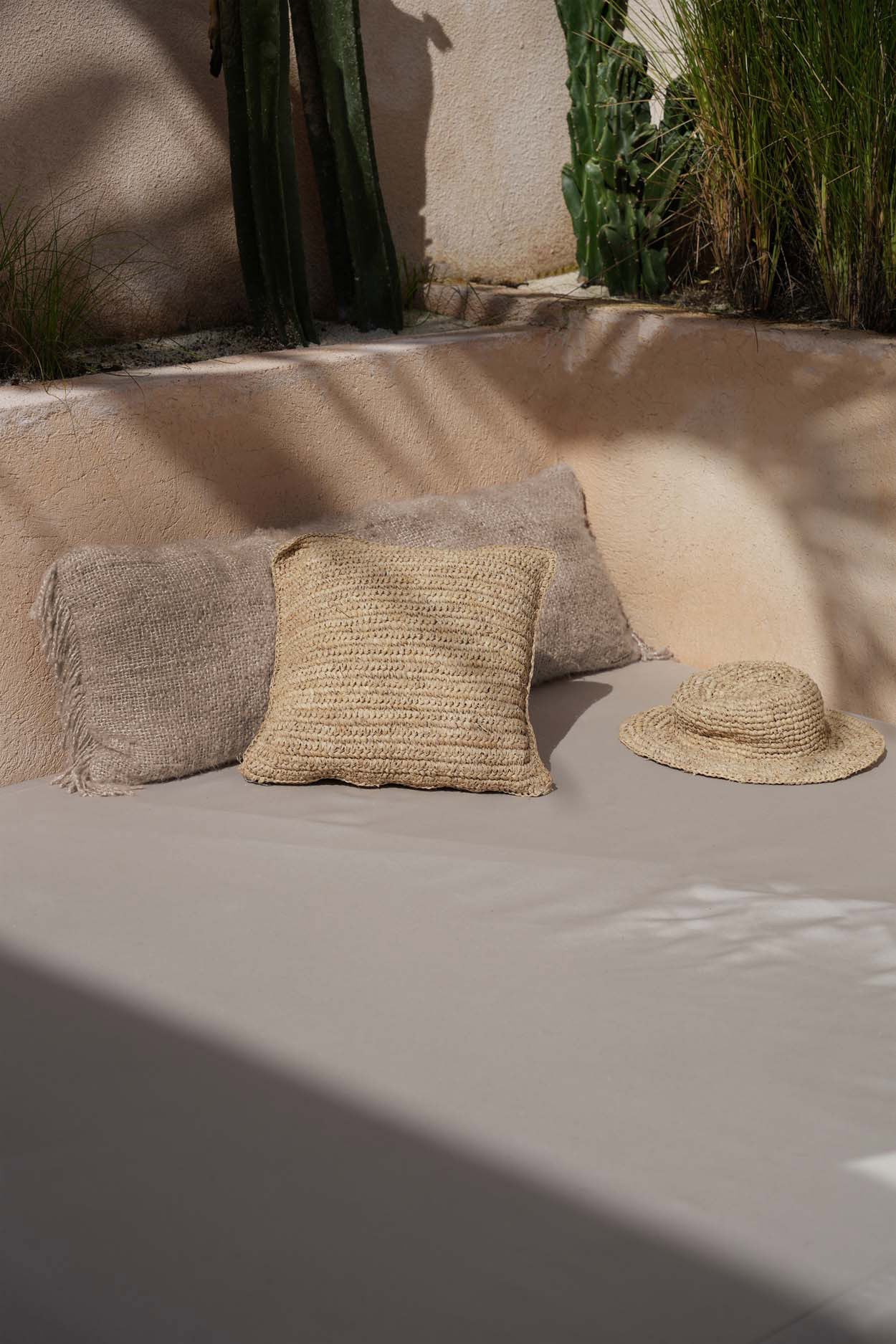De\u0020Raffia\u0020Flores\u0020vierkante\u0020kussenhoes\u0020\u002D\u0020naturel\u0020\u002D\u002040x40 De\u0020Raffia\u0020Flores\u0020vierkante\u0020kussenhoes\u0020\u002D\u0020naturel\u0020\u002D\u002040x40