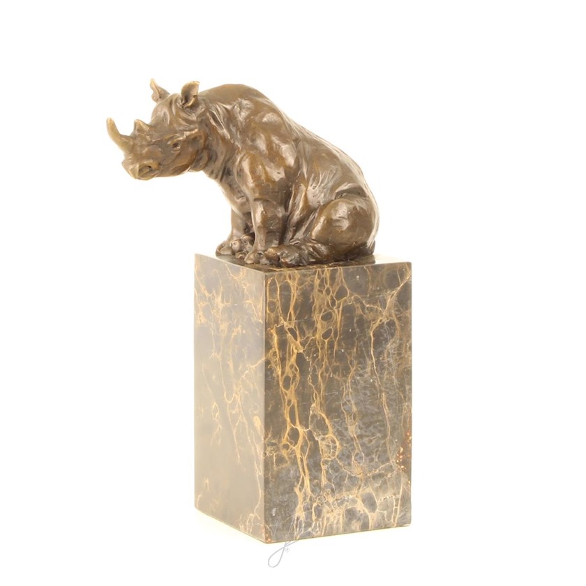 BRONZEN\u0020BEELD\u0020VAN\u0020EEN\u0020ZITTENDE\u0020NEUSHOORN