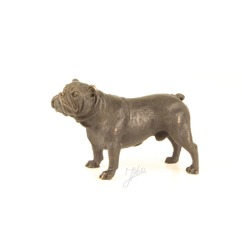 Bronzen\u0020staande\u0020mannetjes\u0020bulldog