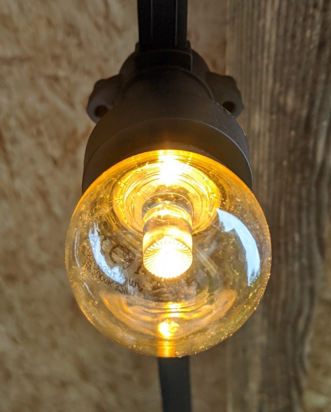 Led\u0020lamp\u0020warm\u0020wit\u00201\u0020watt\u0020met\u0020E\u002D27\u0020Fitting