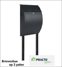 Brievenbus\u0020Montreal\u0020met\u00202\u0020palen\u0020mat\u0020zwart