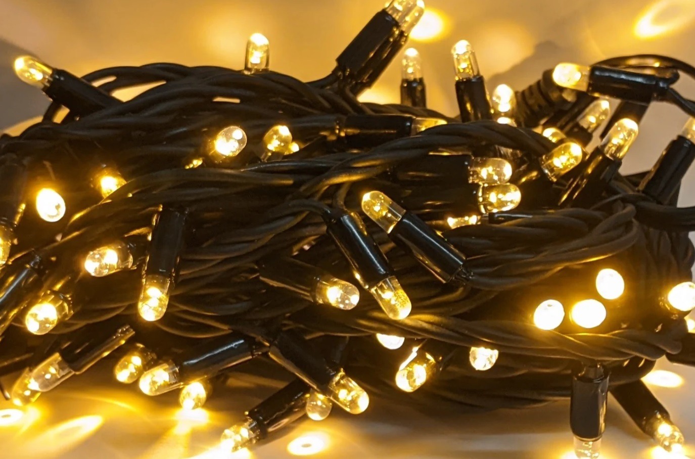 Professionele\u0020kerstverlichting\u0020Warm\u0020Wit\u007C\u002010\u0020meter\u0020met\u0020100\u0020ledlampjes\u0020\u007C\u0020Koppelbaar Professionele\u0020kerstverlichting\u0020Warm\u0020Wit\u007C\u002010\u0020meter\u0020met\u0020100\u0020ledlampjes\u0020\u007C\u0020Koppelbaar