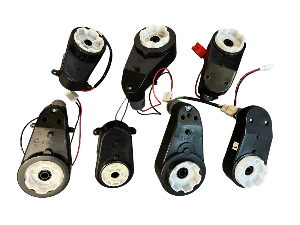 Motor\u0020\u002F\u0020aandrijving\u0020voor\u0020elektrisch\u0020rijdend\u0020speelgoed