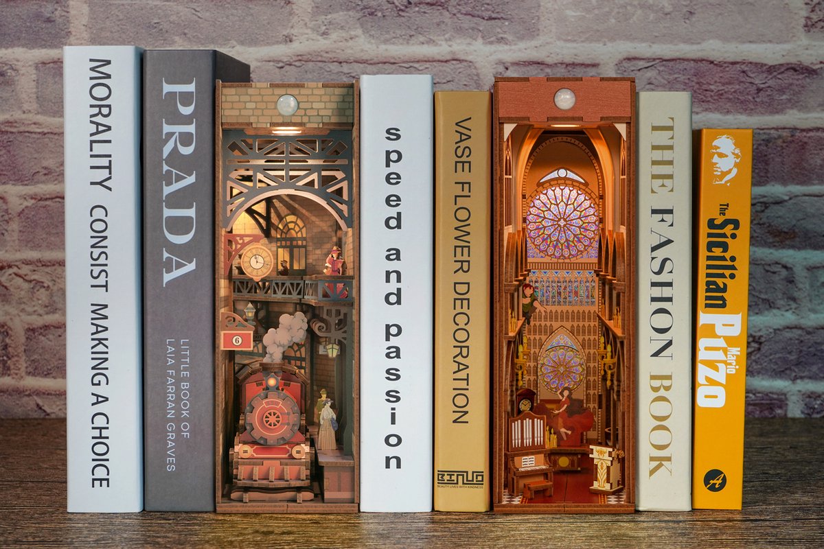 Tone\u002DCheer\u0020BookNook\u0020Notre\u002DDame\u0020Parijs\u0020DIY\u0020Modelbouw\u0020Knutselen