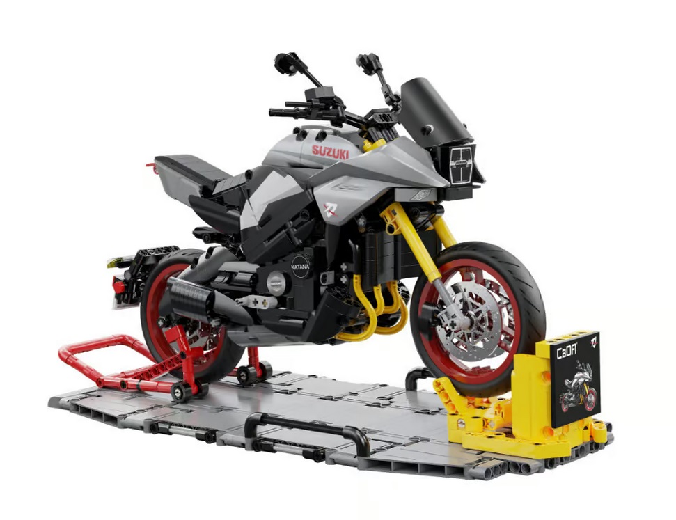 CADA\u0020Suzuki\u0020Katana\u0020motor\u0020Schaal\u00201\u003A6\u0020\u002D\u00201104\u0020onderdelen